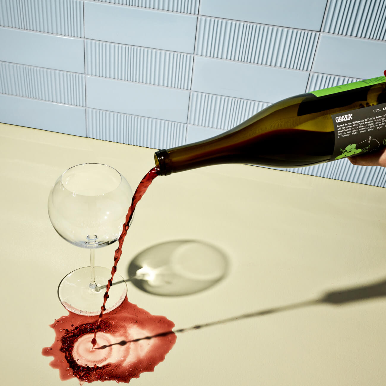 'Nice Wine' 2024 Graza x Limited Addition Bottle Pour