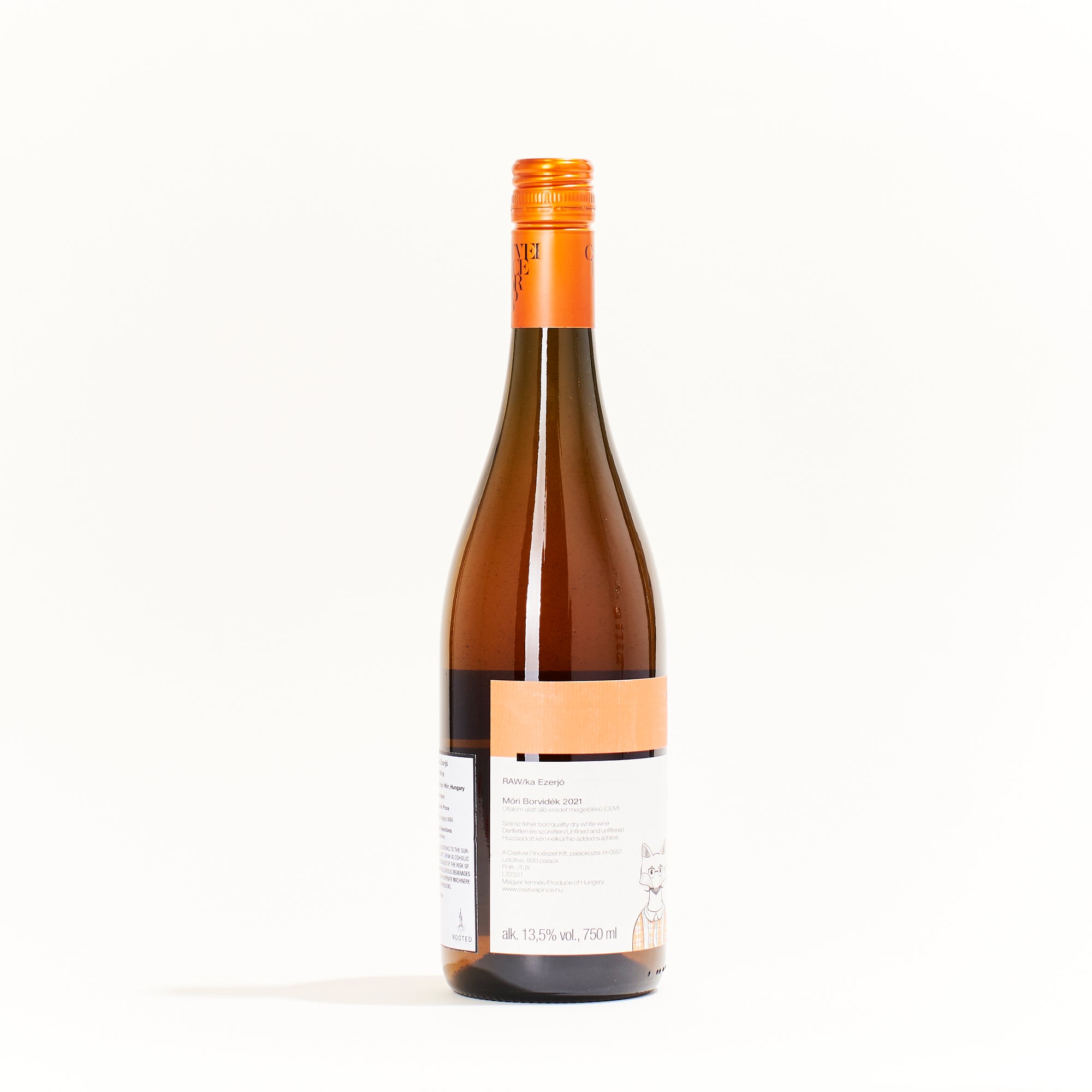  Krisztina Csetvei RAW/ka Ezerjo Orange Wine natural Orange Wine Mór  Hungary. Ezerjó 