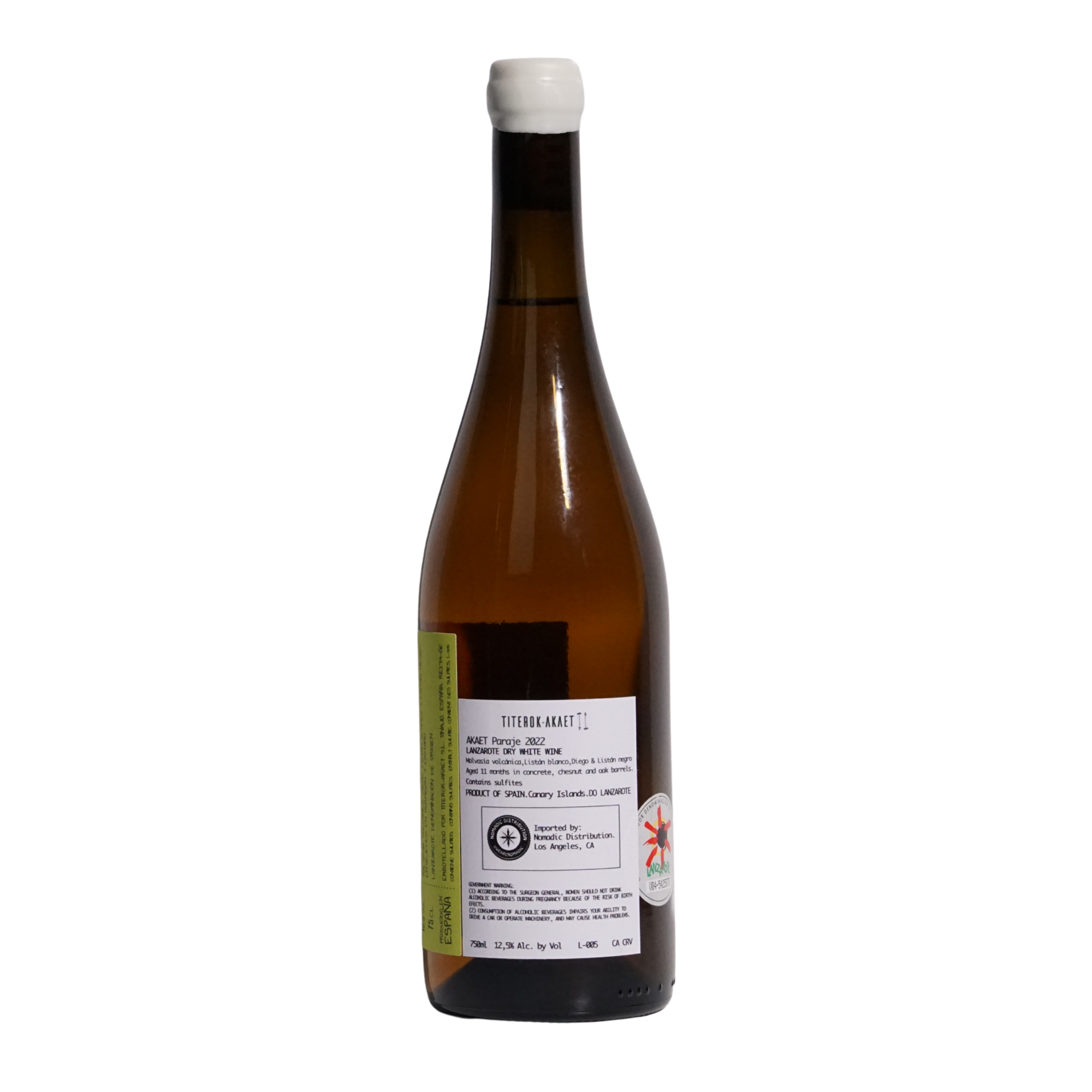 Paraje by Titerok-Akaet, a natural white wine from Canary Islands, Spain made with Malvasía Volcánica, Listán Blanco, Diego, and Listán Negro. Mineral-driven and textured with a fresh, volcanic-influenced profile.