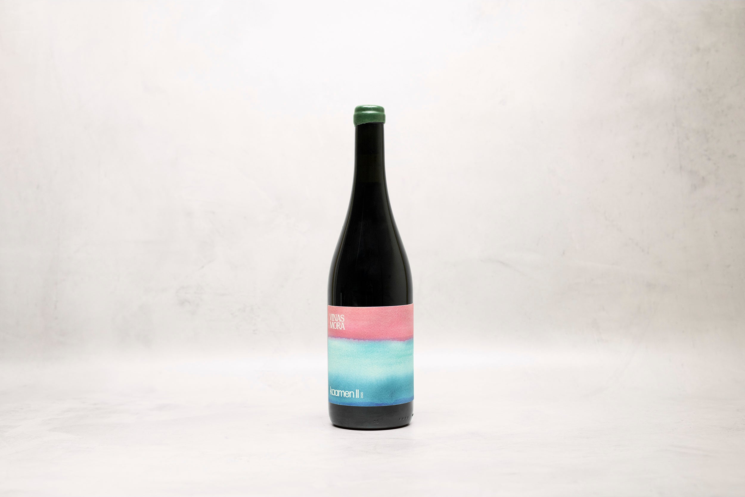 2020-Vinas-Mora-_Vino-Kaamen-