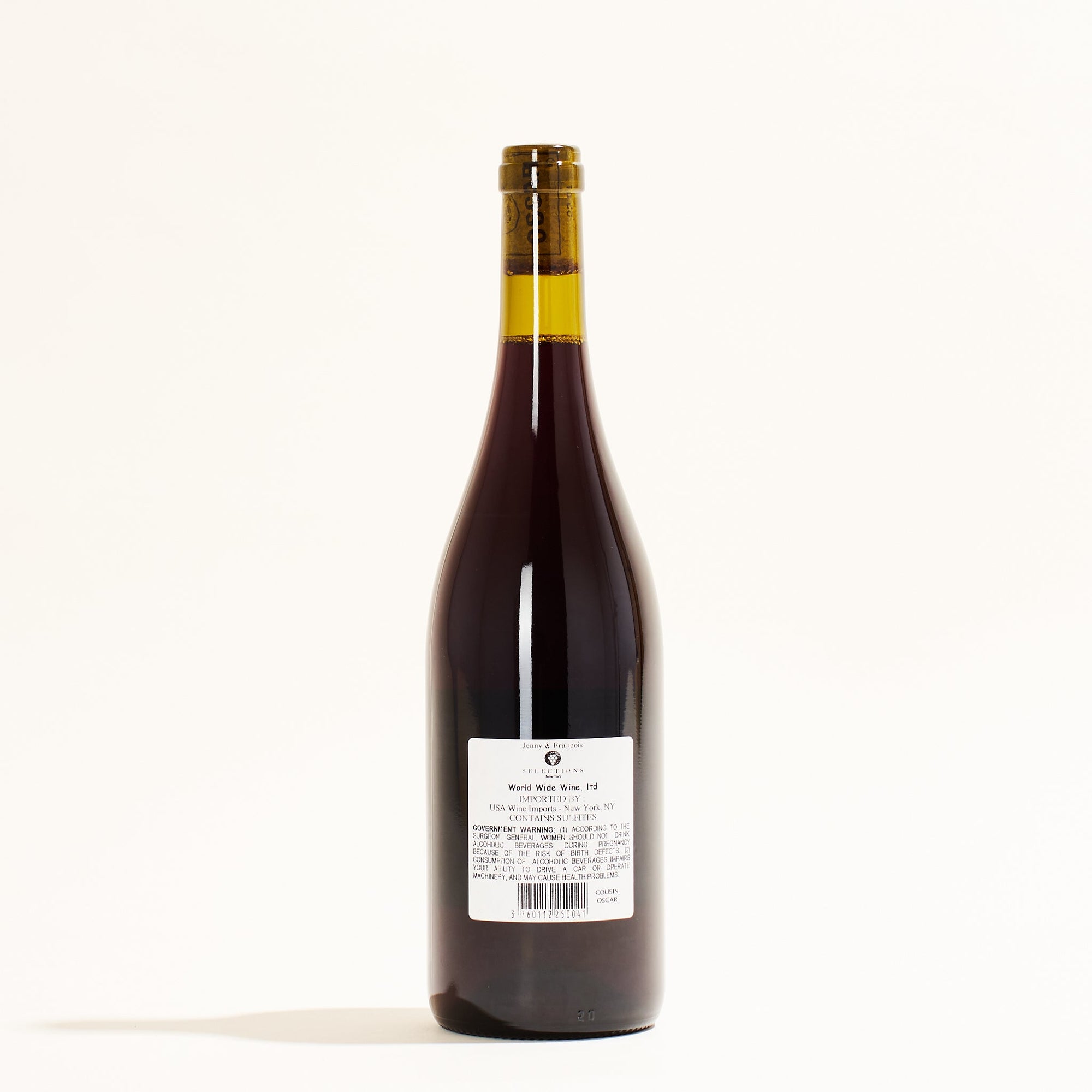 Cousin Oscar Rimbert natural red wine Berlou France back