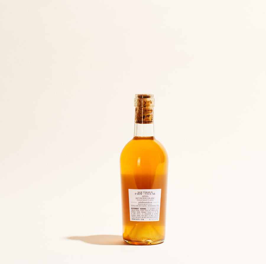 natural white orange wine apera southold farm cellar texas usa 