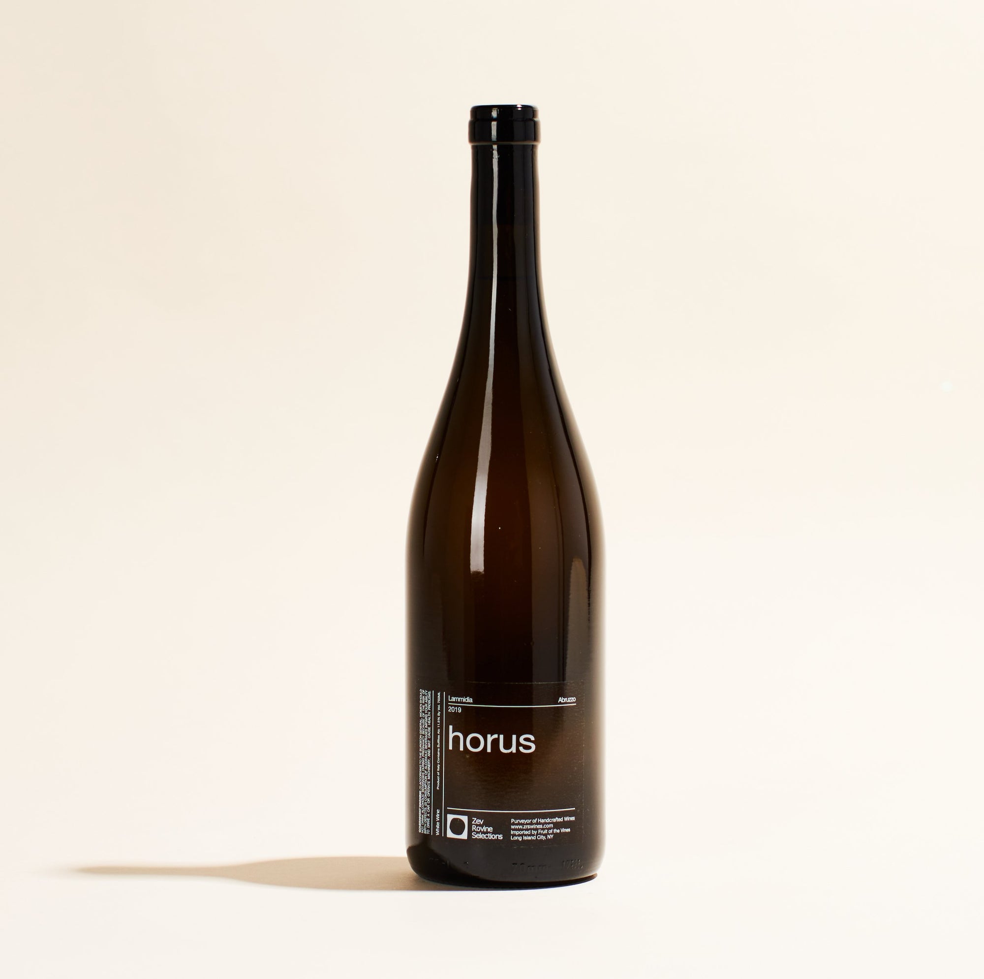 white natural wine horus lammidia