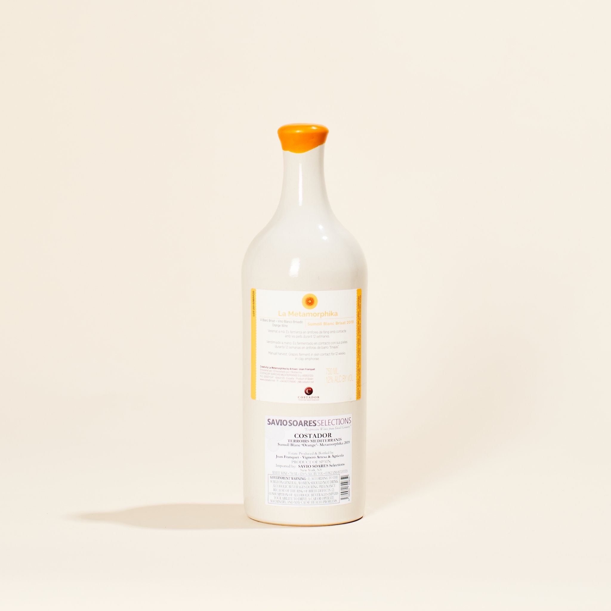 natural white orange wine metamorphika sumoll orange costador catalunya spain
