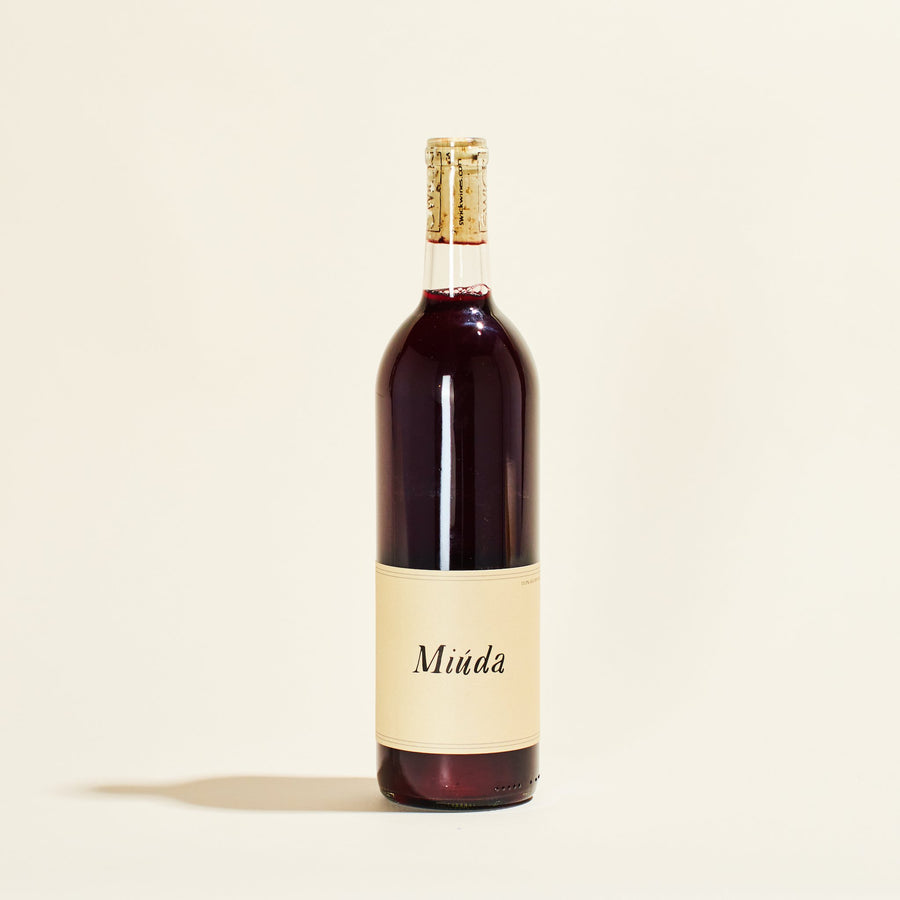 miuda swick wines oregon usa natural red wine 