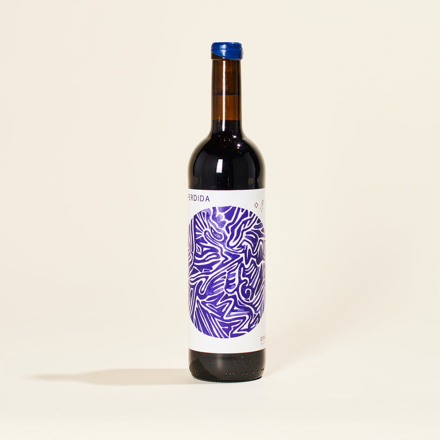 natural red wine bottle o poulo la perdida galicia spain 