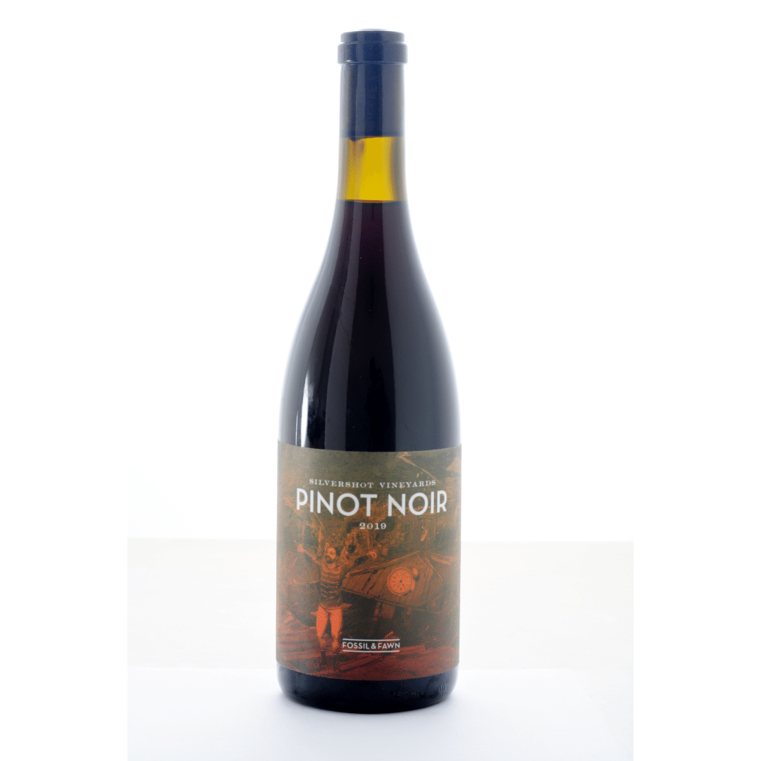 silvershot vineyards pinot noir fossil fawn oregon usa natural red wine