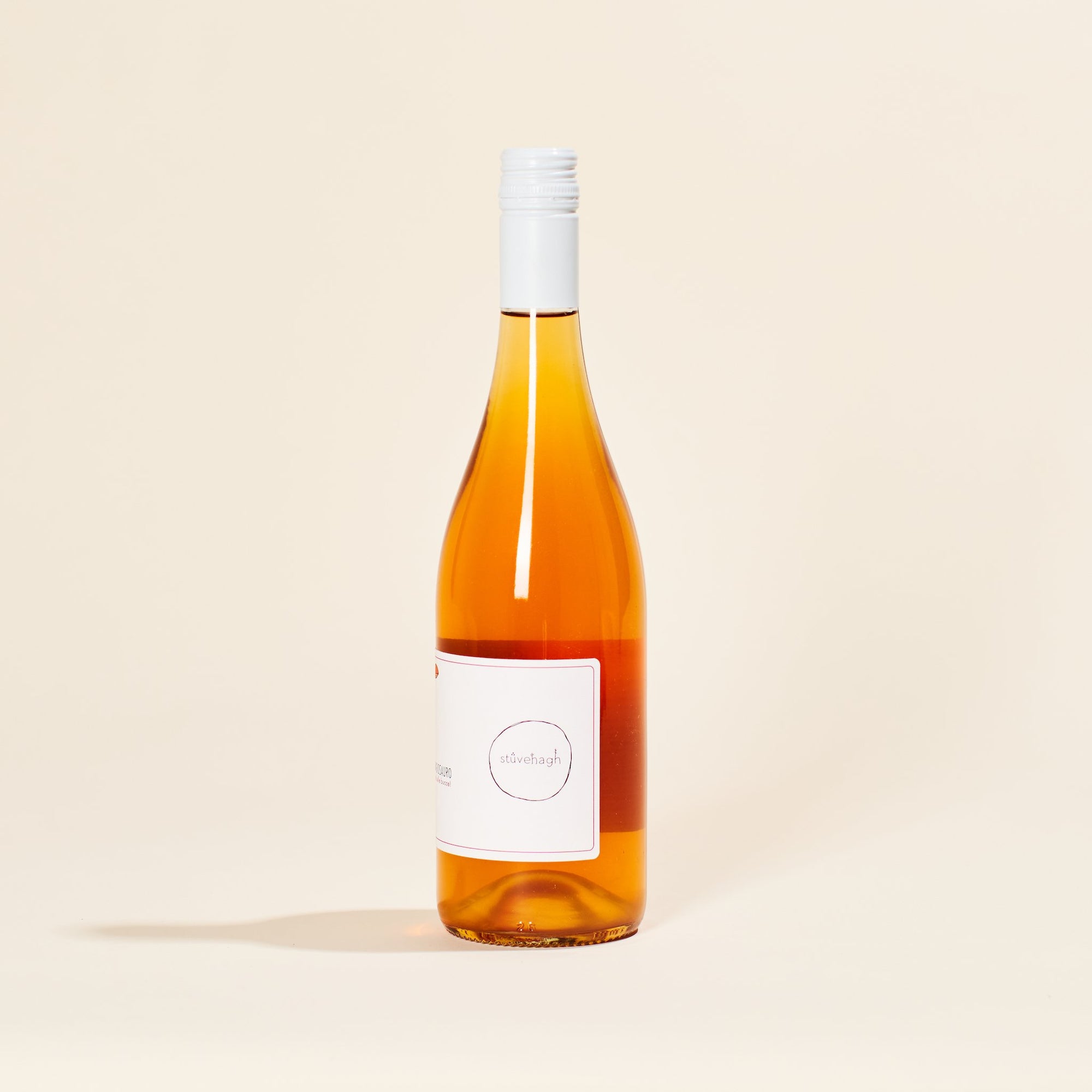 white orange natural wine stuvenagh orangiosauro castello di stefanago