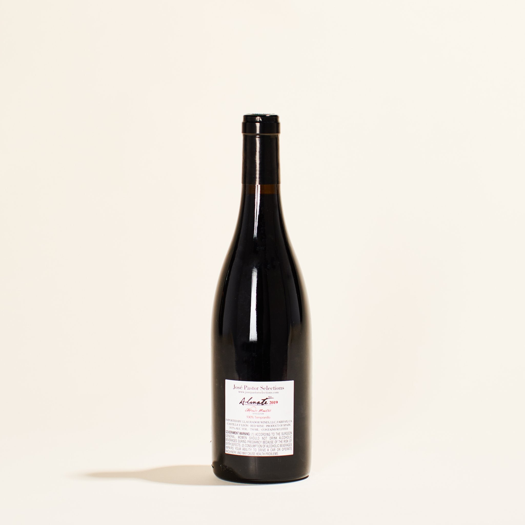 natural red wine bottle vina almate tinto alfredo maestro ribera del duero spain